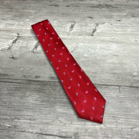 David Donahue NWT Red w/ Blue & White Paisley Check Silk Tie - Picture 2 of 5